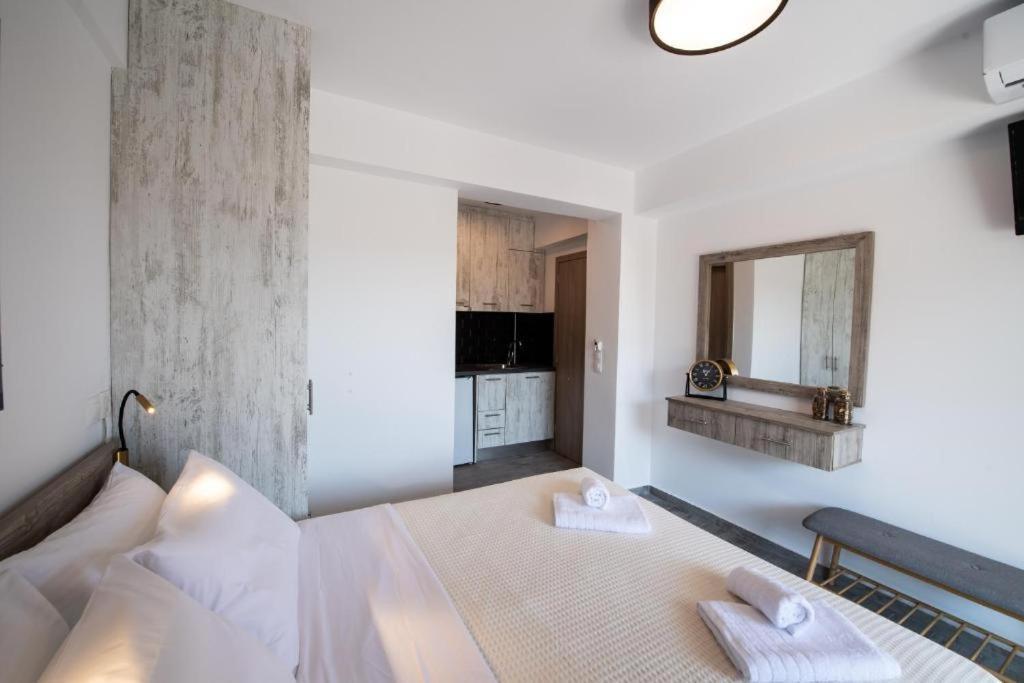 Melodia Apartments By Imagine Lefkada Nikiana Exterior foto